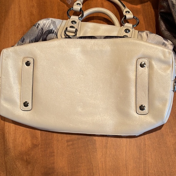 Coach satchel - Picture 9 of 12